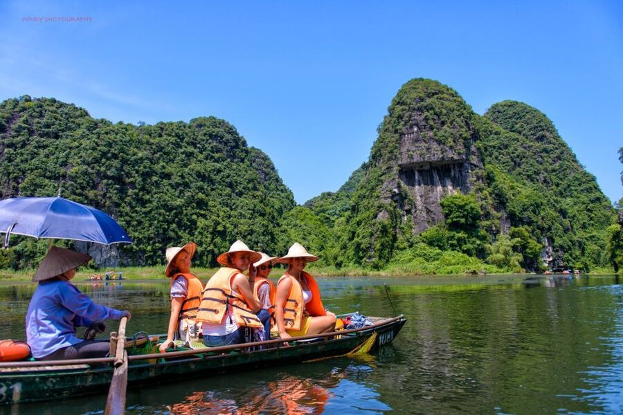 Ninh Binh: Hoa Lu, Mua Cave, and Trang An Tour and Boat Ride - Why this Ninh Binh day trip works