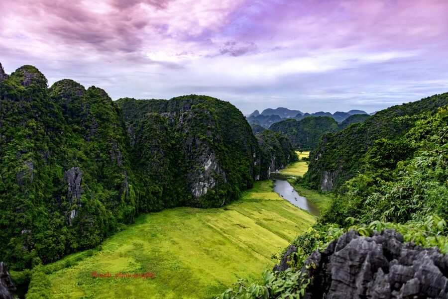 Ninh Binh: Hoa Lu, Mua Cave, and Trang An Tour and Boat Ride - Hoa Lu, where Vietnam’s early royal story begins
