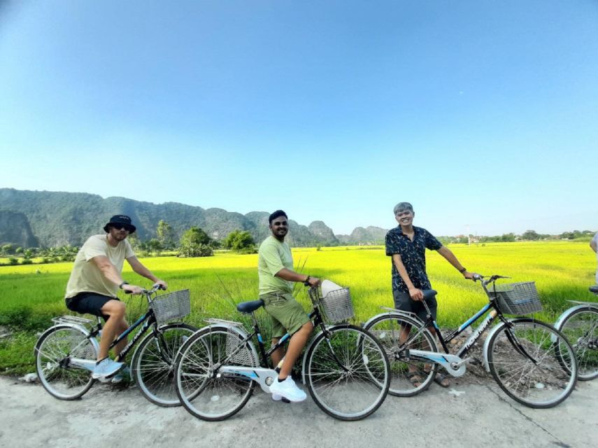 Ninh Binh: Hoa Lu, Trang An and Mua Caves Hiking Day Trip - Lunch and the practical middle of the day