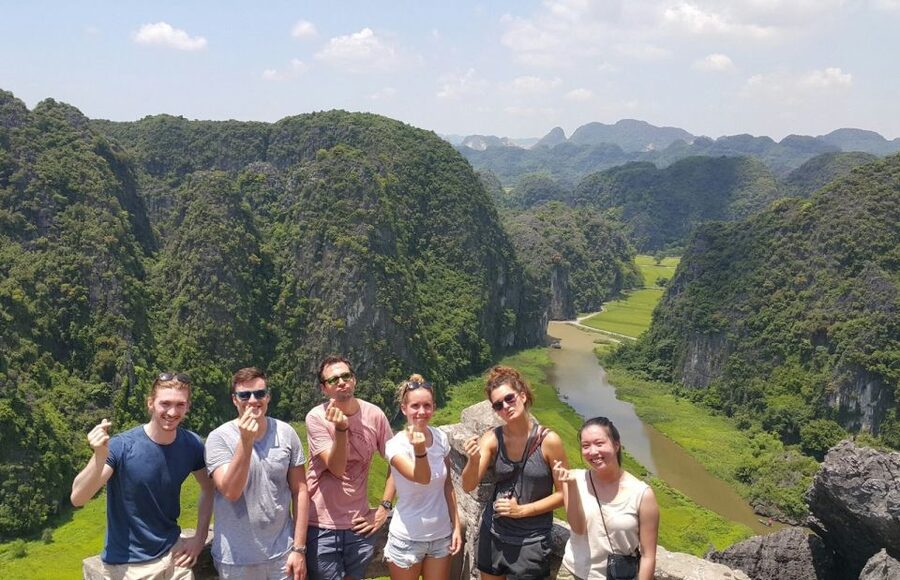Ninh Binh: Hoa Lu, Trang An and Mua Caves Hiking Day Trip - How the schedule feels in real life