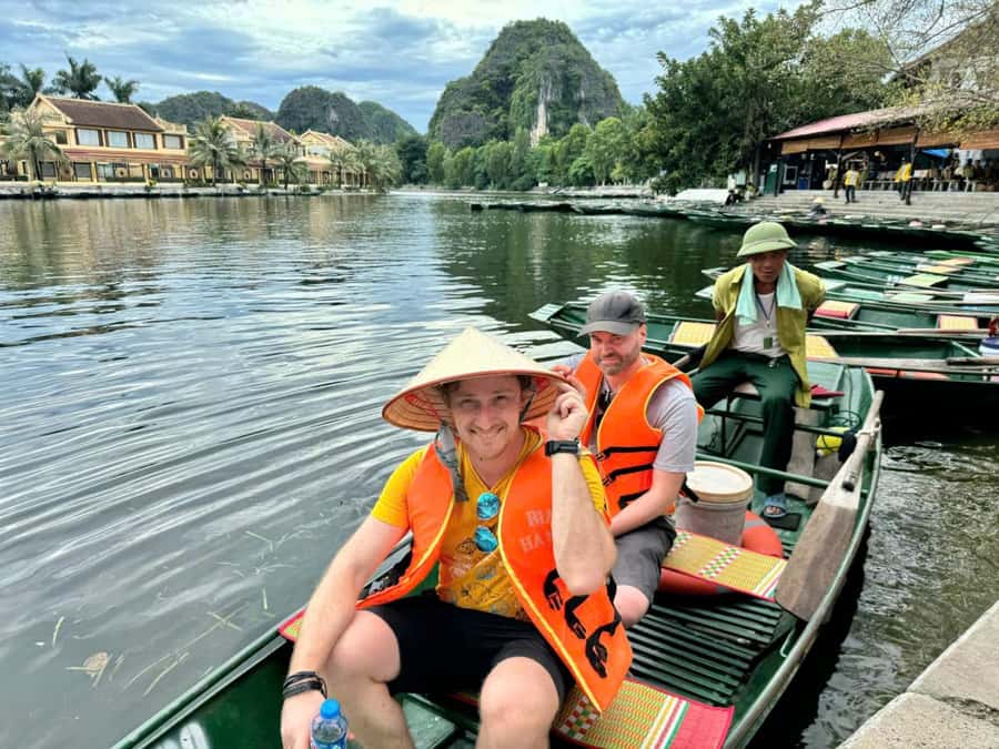 Ninh Binh Jeep Tour: Trang An Boat Ride, Bich Dong, Mua Cave - Key points to know before you book