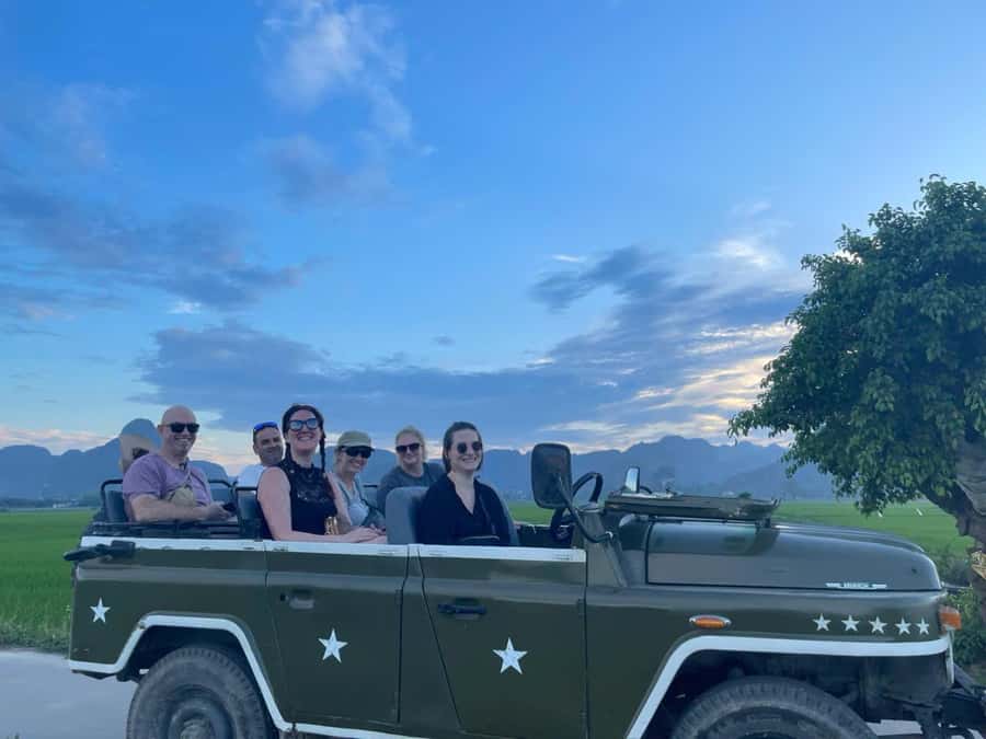 Ninh Binh Jeep Tour: Trang An Boat Ride, Bich Dong, Mua Cave - The 2.5-hour sampan ride through Trang An
