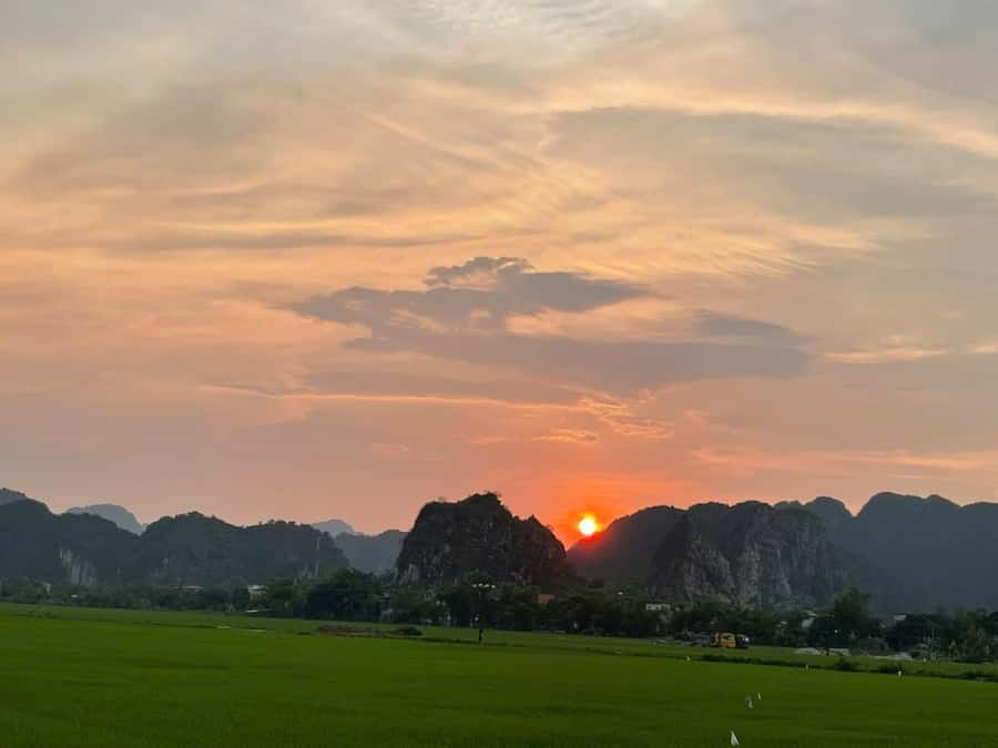 Ninh Binh Jeep Tour: Trang An Boat Ride, Bich Dong, Mua Cave - Who will enjoy this Jeep tour most
