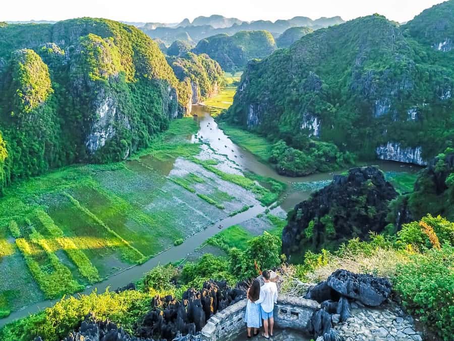 Ninh Binh Jeep Tour: Trang An Boat Ride, Bich Dong, Mua Cave - My verdict: book it for the ride, not the commentary