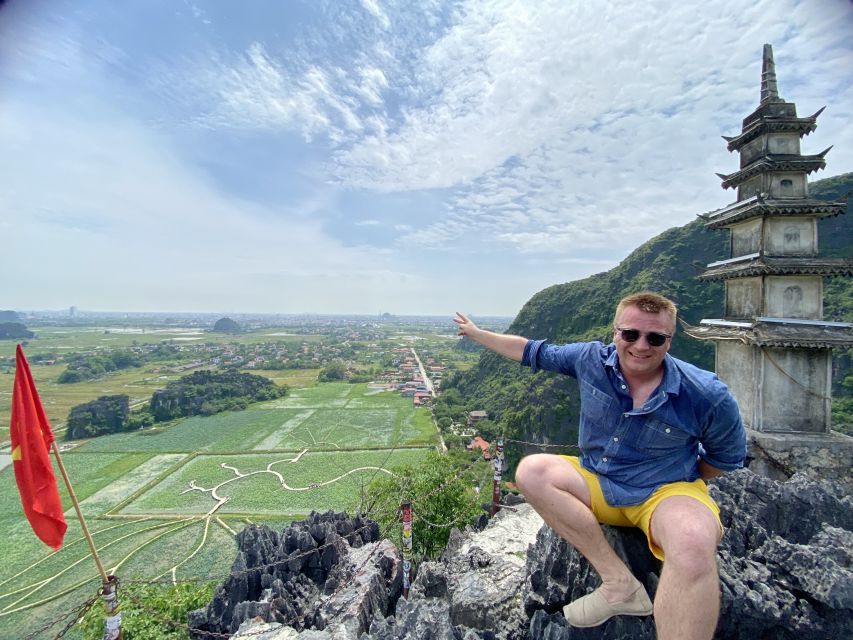 Ninh Binh Jeep Tours From Hanoi: Jeep + Boat + Daily Life - Lunch at a local home-hosted restaurant