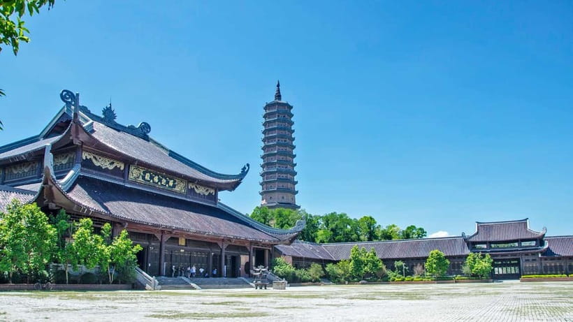 Ninh Binh Private Tour: Bai Dinh-Trang An/Tam Coc-Mua Cave - Bai Dinh Pagoda and the electric-car decision
