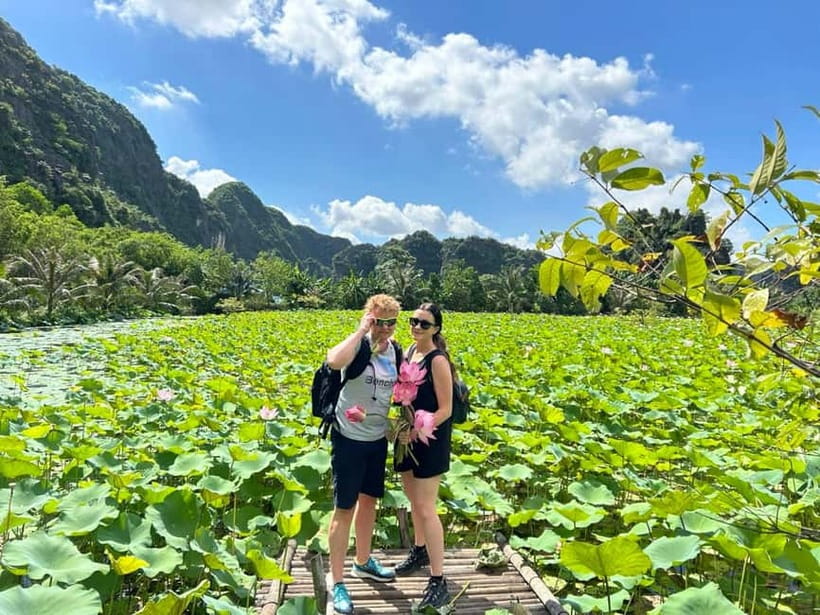 Ninh Binh: Trang An Boat Ride, Bich Dong & Mua Cave Sunset - Trang An by boat, with caves and temple stops