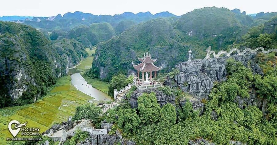 Ninh Binh: Trang An Boat Ride, Hoa Lu & Mua Cave Sunset - The Jeep ride is part of the sightseeing