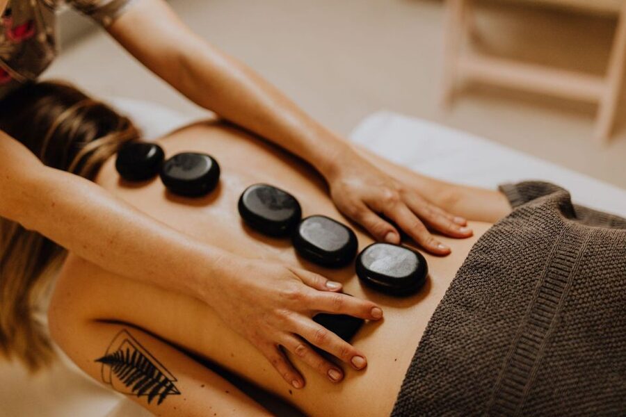 Nón Spa - Massage, Nail, Hair Washing, Facial and Skin care - Choosing between 50 and 260 minutes