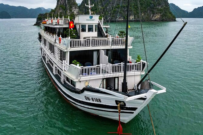 Oasis Bay Party Cruise 3 Days 2 Nights - Ha Long Bay Tour - The first night cabin: comfort with a social edge