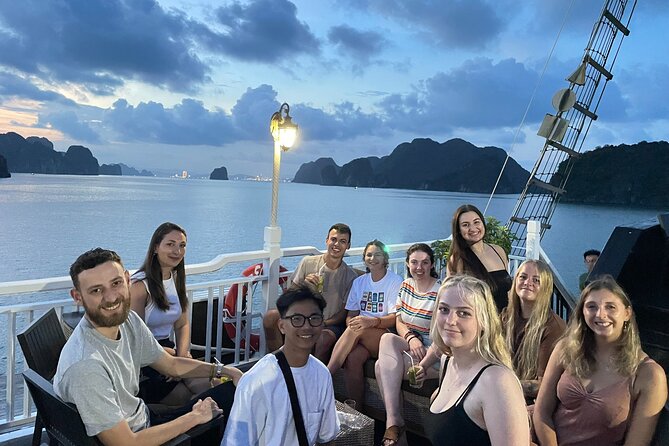 Oasis Bay Party Cruise 3 Days 2 Nights - Ha Long Bay Tour - Paradise Cave dinner on Cat Ba