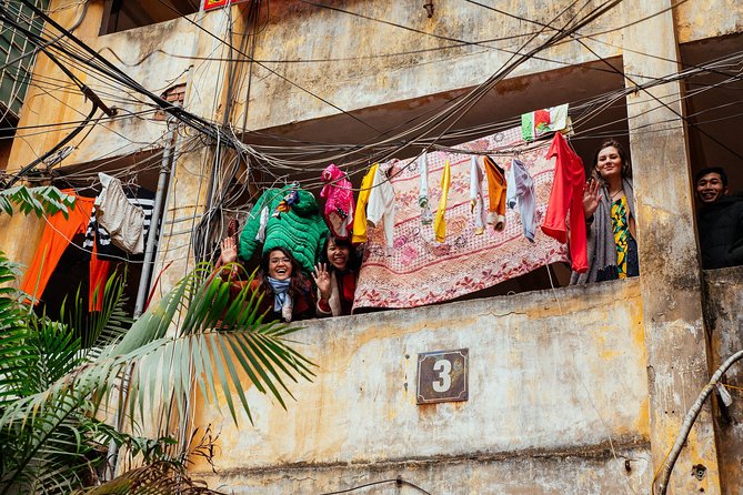Off the Beaten Track in Hanoi: Private City Tour - Ferry to Đảo Tuần Châu Island: confirm this stop