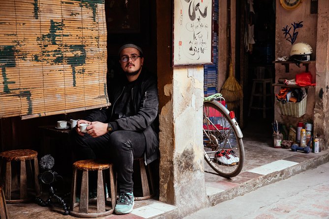 Off the Beaten Track in Hanoi: Private City Tour - Chùa Tăng Phúc among homes and alleyways