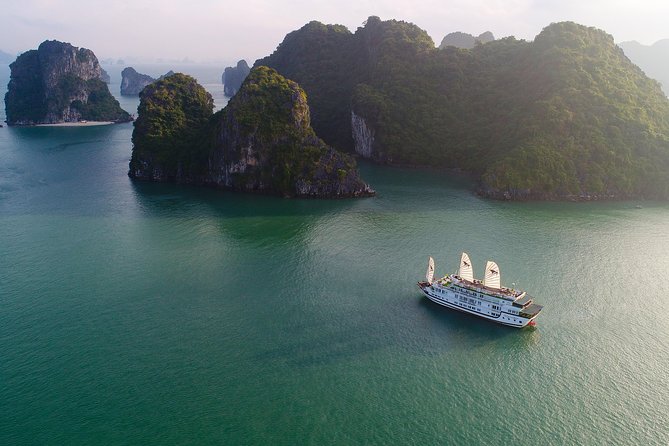 (Official) Signature Halong Cruise - 03 days 02 nights program - Why Bai Tu Long Bay changes the cruise experience