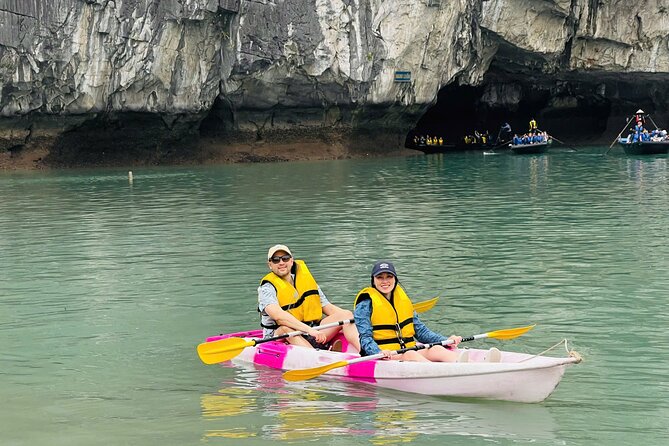 One Day Deluxe Boat Trip in Ha Long Bay - Lunch among Fighting Chicken and Incense Burner Islets