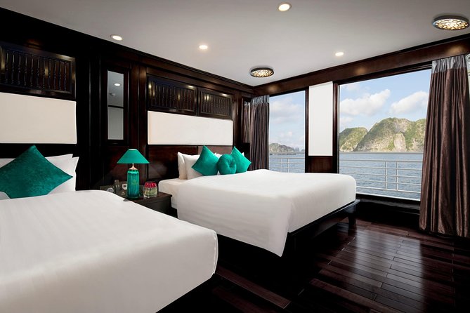 Overnight Luxury 5 Star Alisa Cruise with Meals, Kayak or Bamboo Boat - Evening on the boat: films, karaoke, and squid fishing