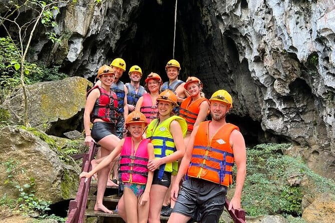 Paradise Cave & Dark Cave 1 Day - Deluxe Small Group - Paradise Cave gives you a calm start