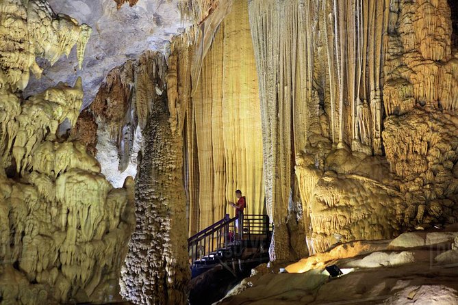 Paradise Cave & Dark Cave Full Day Trip - Lunch at Dark Cave restaurant at 12:30