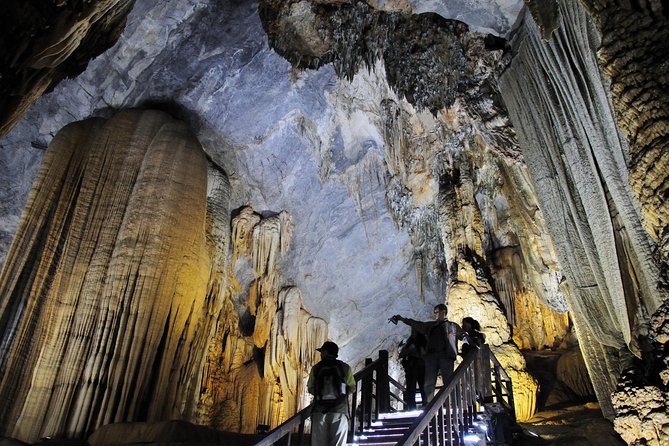 PHONG NHA CAVE -DARK CAVE 1 DAY TRIP FROM DONG HOI or PHONG NHA - Morning pickup from Dong Hoi or Phong Nha