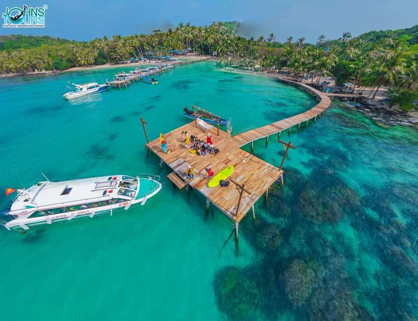 Phu Quoc: 3 Island Tour by Boat with Guide - Reaching the southern islands by tourism boat