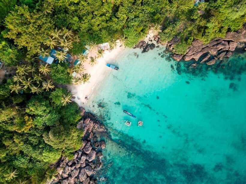 Phu Quoc: 3-Island Tour & Cruise with Lunch & Water Sports - Hon May Rut Ngoai: the first real island stop