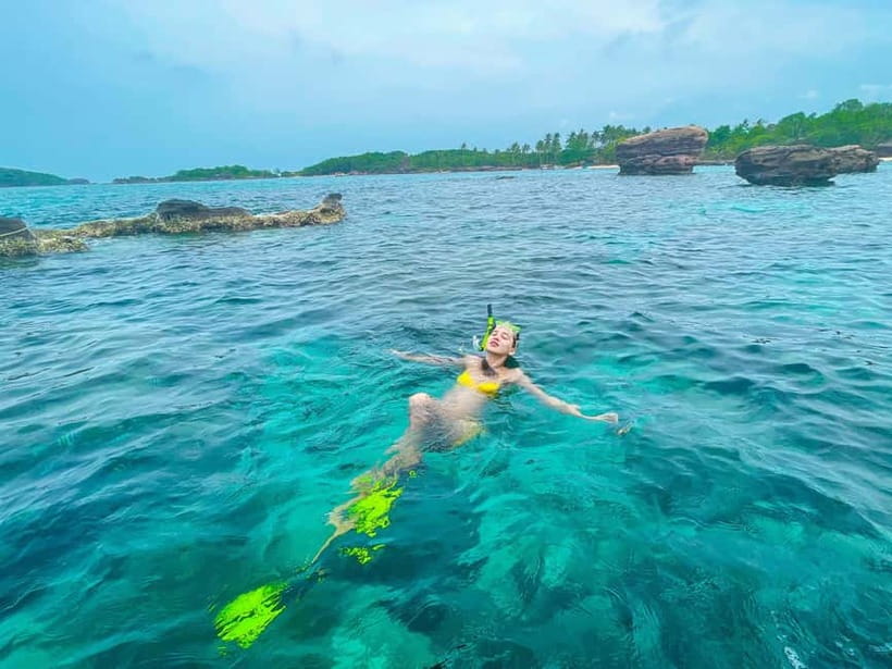 Phu Quoc: 4 Islands By Speedboat & Cable Car Trip - May Rut Trong: white sand, lunch, and a slower hour