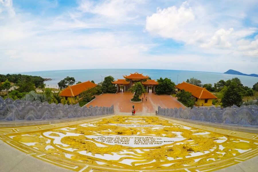 Phu Quoc Land 1: Southern Tour & Sao Beach - Pickup, packing, and practical details