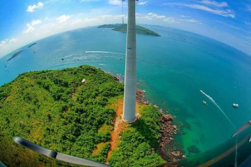 PHU QUOC LAND 4: Southern Phu Quoc Tour and Cable Car Ride - The cable car from Phu Quoc to Thom Island