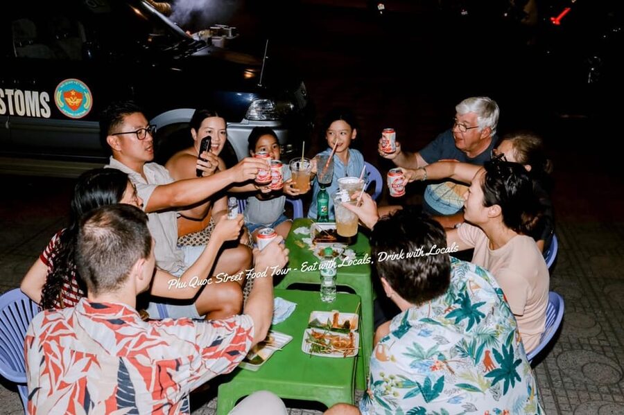 Phu Quoc: Street Food Tour - Moving around Phu Quoc by tuk-tuk