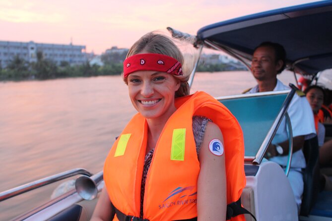Premium Cu Chi Tunnels Tour with Local Expert by SpeedBoat - Arriving at Cu Chi before the coach crowds