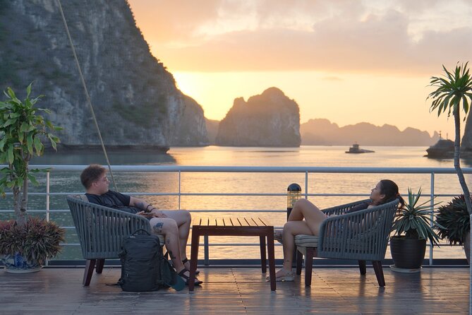 Private 1 Day Tour in Ha Long Bay with Private Cruise or Group - Choosing between a private cruise and a group boat