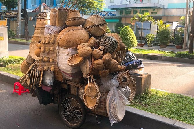 Private Arrival Transfer: Tan Son Nhat Airport to Ho Chi Minh City Hotels - Communication, delays, and the 24-hour hotline