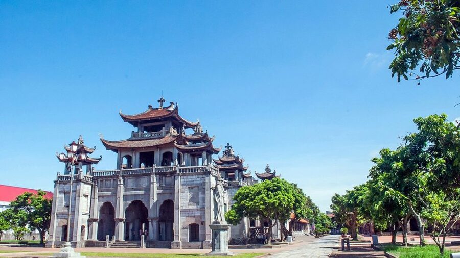 Private Car/Bus Renting Hanoi - Ninh Binh - Halong - Sapa... - Phat Diem Cathedral and its unusual 1891 design