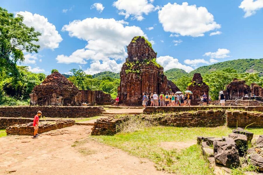 Private Car Hoi An to Hue Via Hai Van Pass, Lagoon & More - Key points before you book