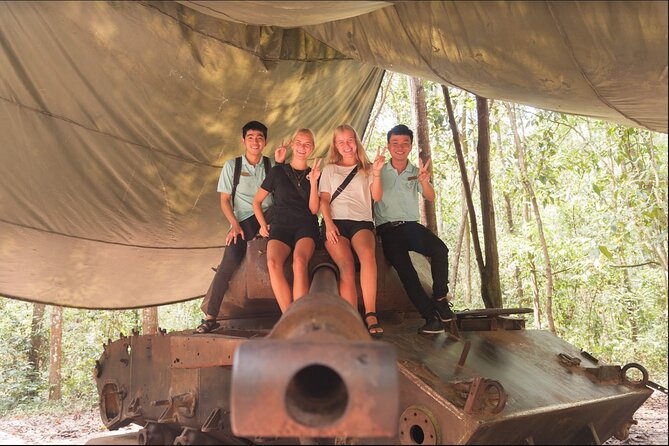 Private Cu Chi Tunnels Tour By Car | Saigon Adventure - Tapioca, pandan tea, and sugarcane juice