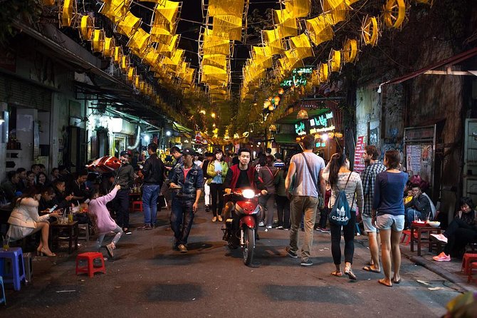 Private Evening Walking Tour - Cyclo & Water Puppet Show in Hanoi Old Quarter - Walking Hanoi’s Old Quarter for two hours