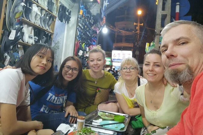 Private French Quarter Tour with Locals - Ly Thai To Park: start with Hanoi’s capital story