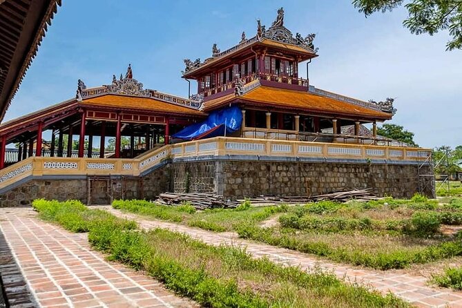 Private Full-Day Tour of Hue from Da Nang or Hoi An City - Tu Duc Tomb and an emperor’s unusual retreat