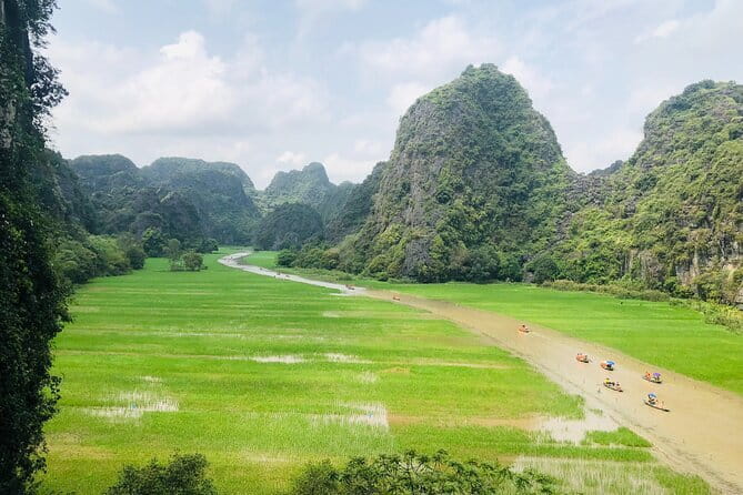 Private Guided Adventure in Ninh Binh Vietnam - Five details that define this Ninh Binh day trip