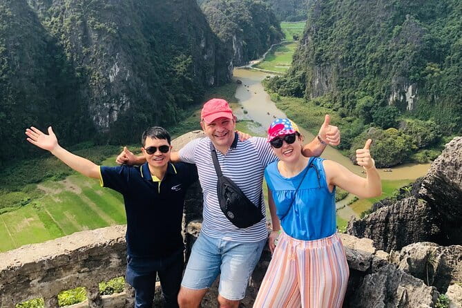 Private Guided Adventure in Ninh Binh Vietnam - Tam Coc by sampan, the day’s quietest hour
