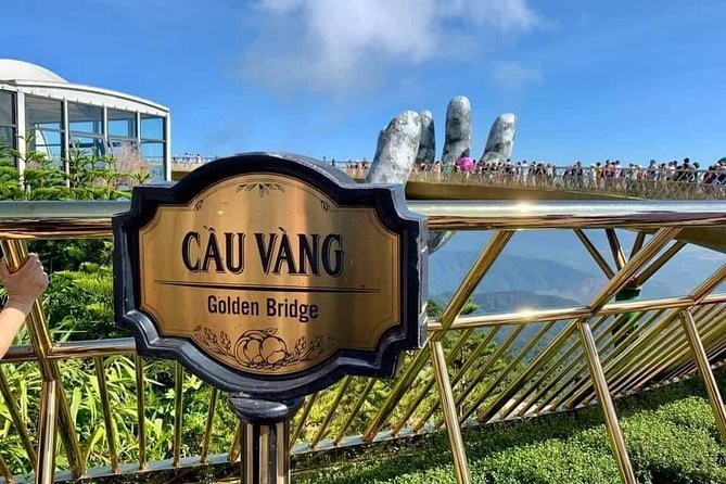 Private guided Sunworld Ba Na Hills & Golden Hands Bridge - Linh Ung Pagoda and the mountain setting