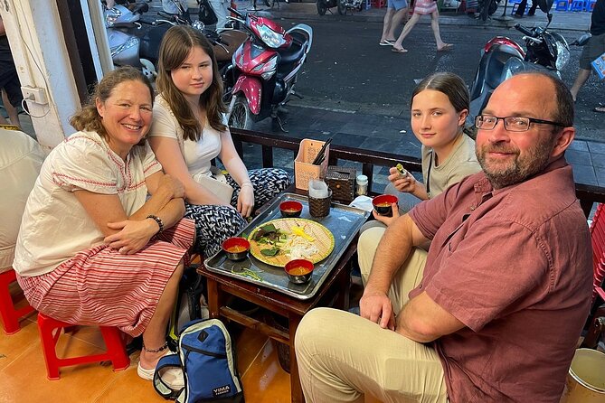 Private Hanoi Food Tour with Train Street and Local Delights - What food lovers should expect