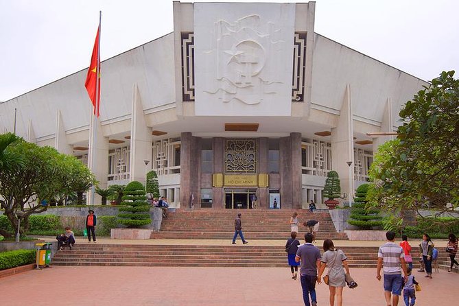 (Private) Hanoi War Sites Tour - What this Hanoi history tour is really about