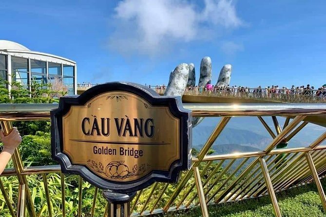 Private luxury Ba Na Hills & Hoi An Walking Tour, Night Market - Walking Hoi An’s Old Town after dark