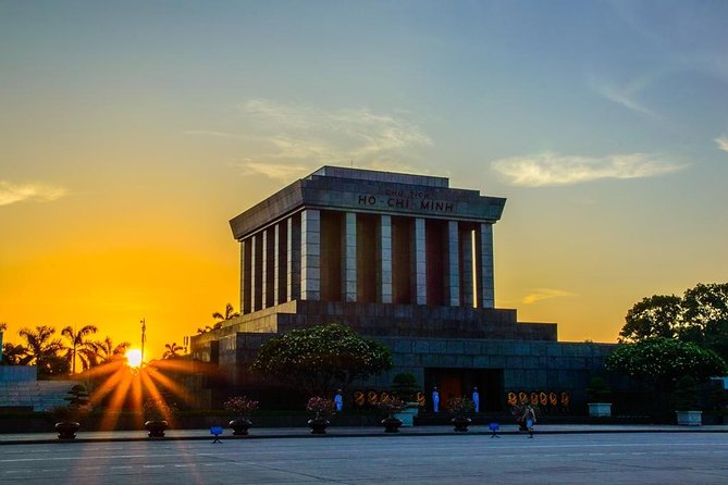 Private LUXURY Hanoi City Full day guided tour - Noon lunch at a local restaurant