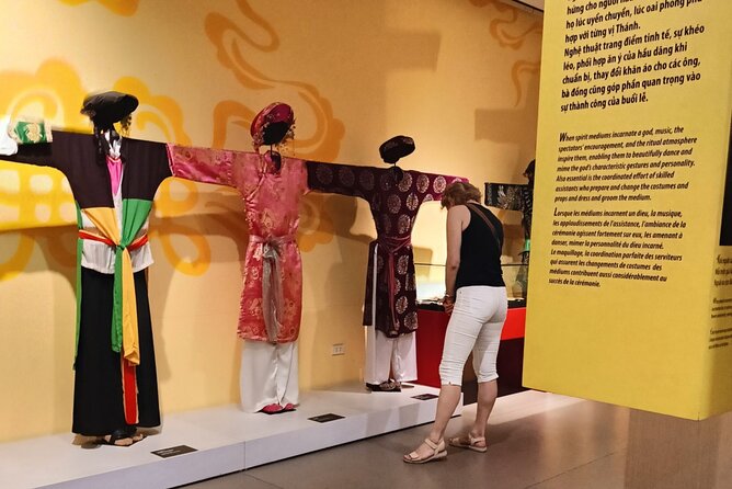 (Private) MUSEUM TOUR in HANOI - Pickup, transport, and the real cost