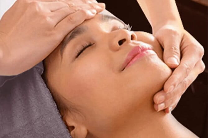 Private Rejuvenating Mask Therapy in Da Nang - Why the private format matters