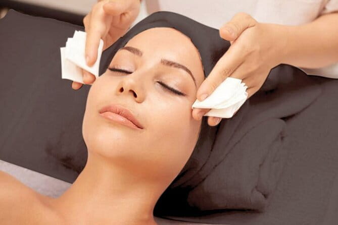 Private Rejuvenating Mask Therapy in Da Nang - The facial treatment: cleansing first, comfort throughout
