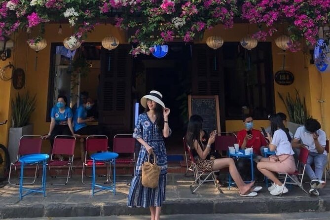 Private Transfer from Danang to Hoi An by Private Car - Wi-Fi, Water, and Other Practical Comforts