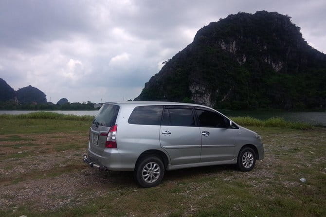 Private transfer Ninh Binh <=> Halong One Way (Free Hotel Pickup) - Ninh Binh to Halong or Halong to Ninh Binh